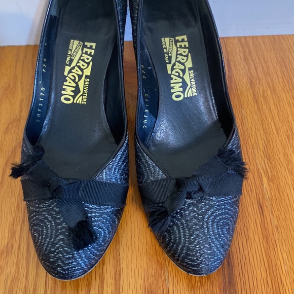 Salvatore Ferragamo Women’s Heels sz. 7.5 - Picture 2 of 7
